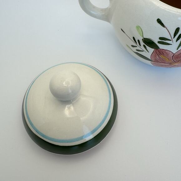 Stangl Pottery Sugar Bowl with lid Country Garden Pattern 4" tall Vintage - Picture 5 of 7